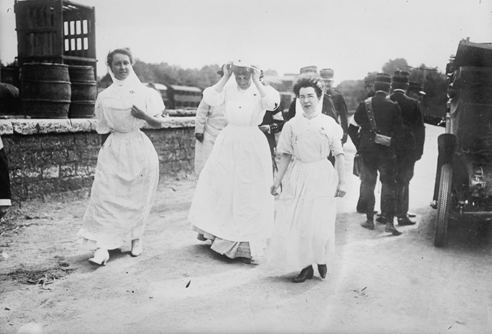 Französische Rote-Kreuz Schwestern 